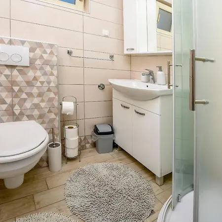 Apartment Dajana Primosten