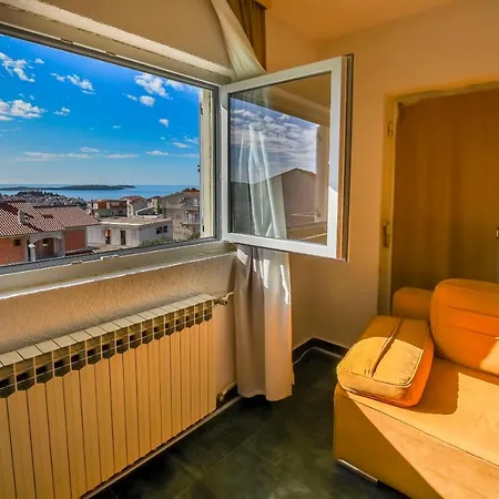 Apartment Dajana *